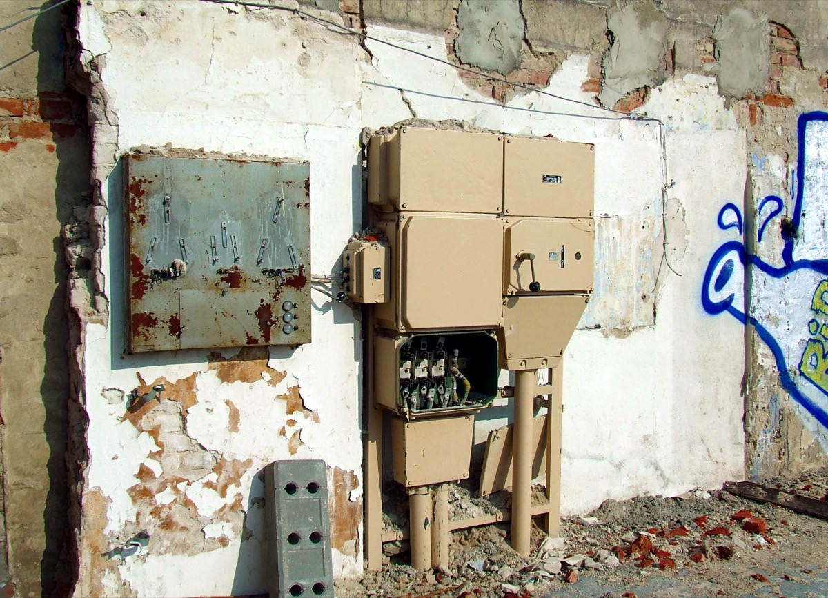 Power Distribution